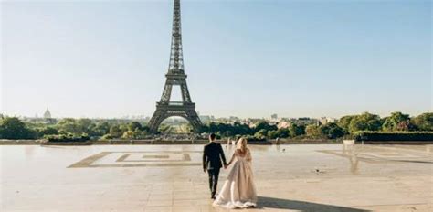 Book Paris Honeymoon Packages @ Rs.82446 - Pickyourtrail.com