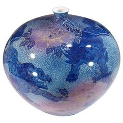 Contemporary Large Imari Blue Red Decorative Porcelain Vase by Master Artist For Sale at 1stdibs