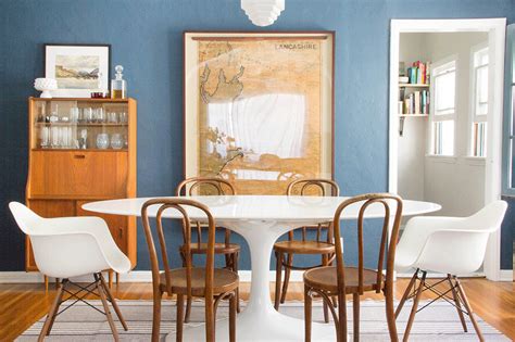 How to Style Your Dining Table for Everyday Living - Emily Henderson #homedecor #diningrooms # ...