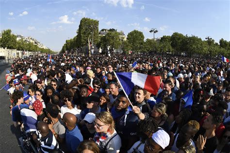 FIFA World Cup 2018: World champions France return home to euphoric ...