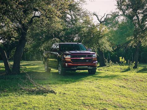 Silverado 1500 Service in Kansas City, MO | Cable Dahmer Chevrolet