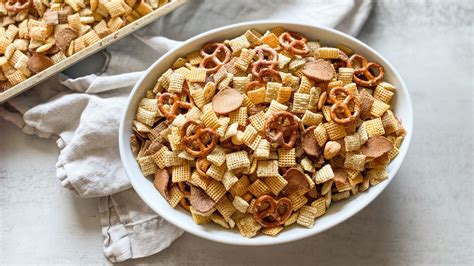 The Original Chex Mix Recipe With Cheerios | Deporecipe.co