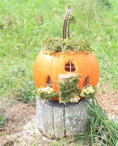 20+ Pumpkin Fairy Garden Display Ideas for Halloween