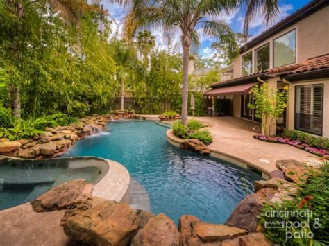 Using In-Ground Pools to Create a Backyard Oasis