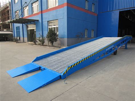 Warehouse Steel Dock Ramps, Yard Ramp For Non Fixed Dock To Loading