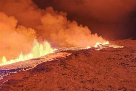 Iceland volcano erupts on Reykjanes peninsula following hundreds of earthquakes - UPI.com