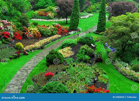 Sunken Garden in Butchart Gardens Stock Photo - Image of flower ...