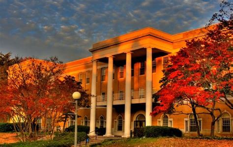 University of Georgia Ranking, Address, & Admissions | University of georgia, Tennessee colleges ...