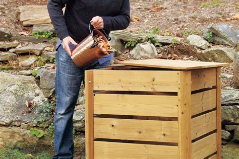 15 Cheap And Easy DIY Compost Bins