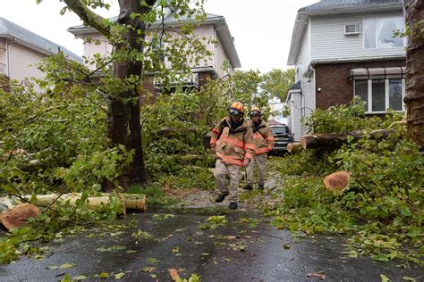 Brooklyn struck with heavy storm damage – New York Daily News