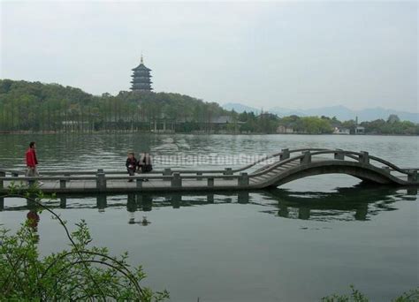 Hangzhou West Lake Broken Bridge