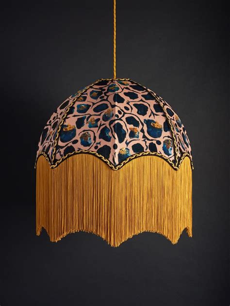 European Interior Design Trends | Fringed Lighting – Oriental Lamp Shade