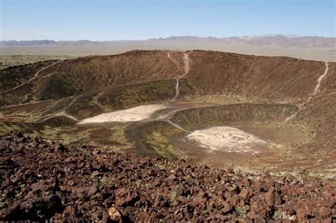 The Extinct Amboy Crater of California