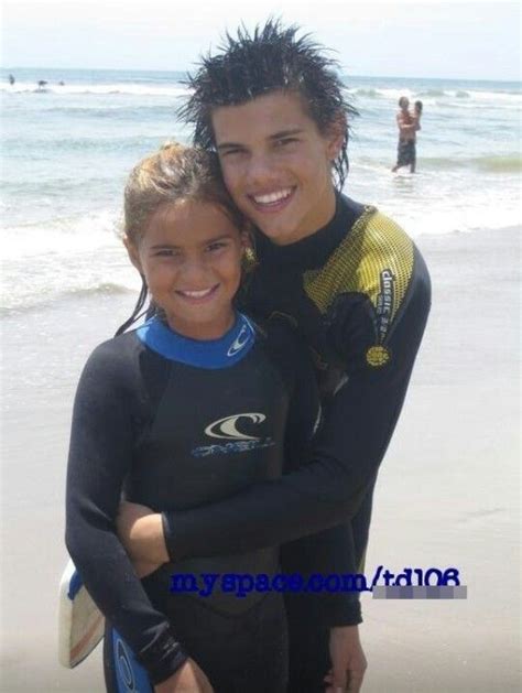 Taylor Lautner & sister | Taylor lautner, Handsome, Taylor