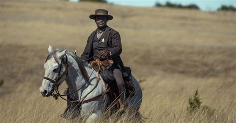 Lawmen Bass Reeves Trailer Unveils Taylor Sheridan's New Western Series