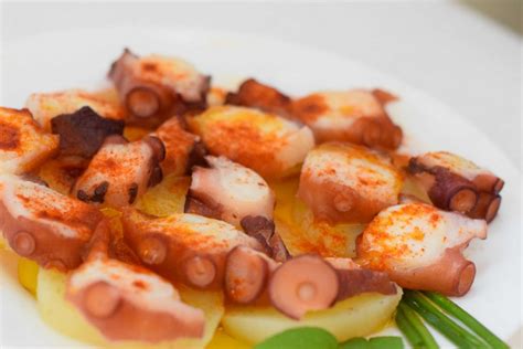 Receta: Pulpo a la gallega - Recetas de Mariscos Apolo