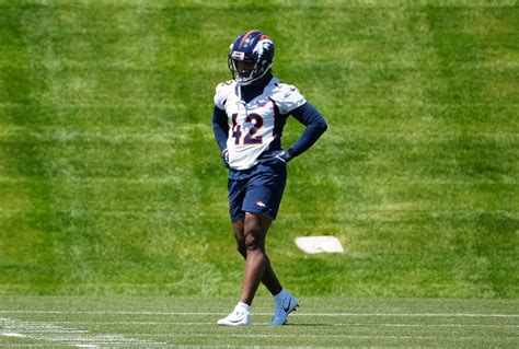 Denver Broncos Player Profile: Nik Bonitto #42 | Outside Linebacker ...