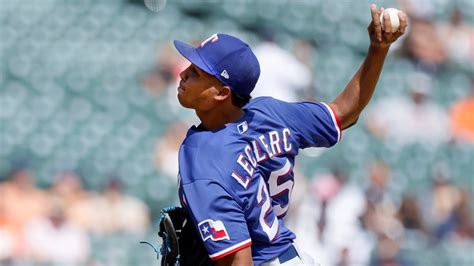 José Leclerc injury: Texas Rangers place pitcher on 15-day IL | wfaa.com