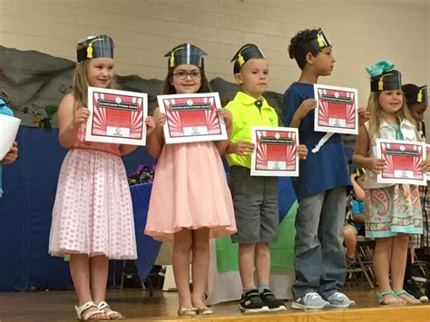 Meadowbrook Kindergartners Graduate | Meadowbrook Elementary School