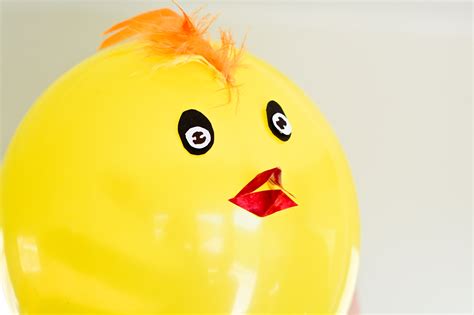 How to Make a Funny Balloon Chicken: 7 Steps (with Pictures)