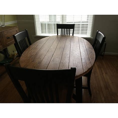 Havertys Dining Table w/ 4 Dining Chairs - AptDeco