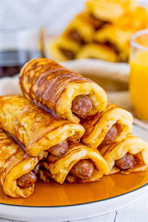 Breakfast Pigs in a Blanket - Tornadough Alli