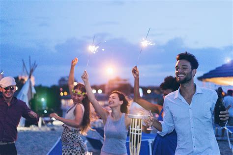 Cómo organizar una fiesta en la playa perfecta