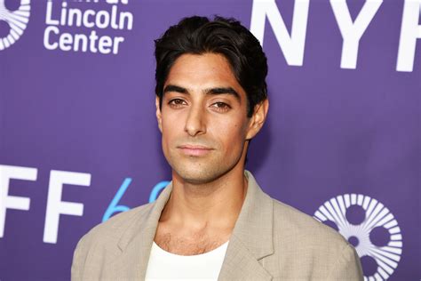 Who Is Eman Esfandi? All We Know about the Actor Who Stars as Ezra Bridger in 'Ahsoka ...