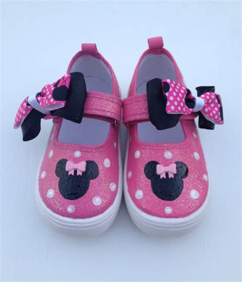 Pink Minnie Mouse Shoes by BeaucoupBoutique on Etsy