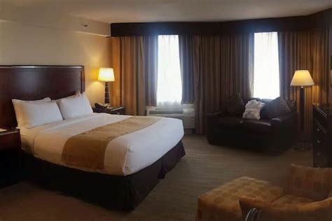 DoubleTree by Hilton Denver Thornton Thornton | Bookonline.com