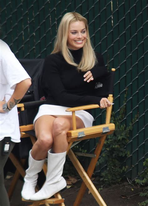 Margot Robbie - "Once Upon a Time in Hollywood" Set 10/14/2018 • CelebMafia