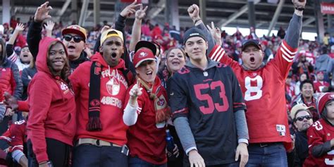 Best Photos from Sunday's 49ers Game - Levi's® Stadium