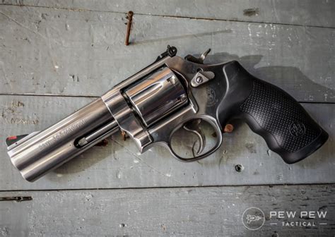 [Review] Smith & Wesson Model 686+ - Pew Pew Tactical