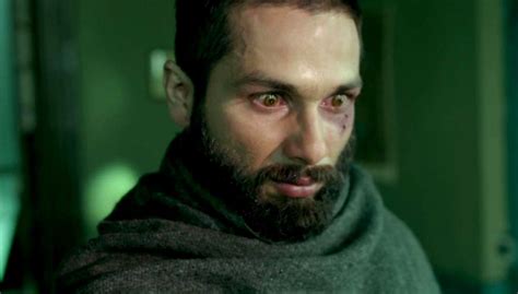 Movie Review : 'Haider' - The Cinemaholic