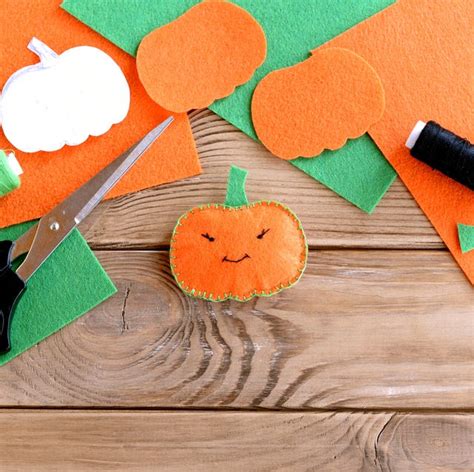 46 Easy Halloween Crafts for Kids - Fun DIY Halloween Decorations for Kids to Make