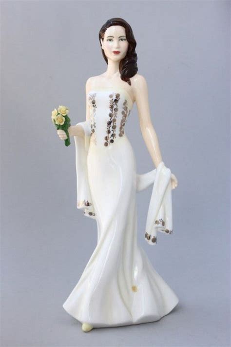 Gabriella: Elegant White Dress and Yellow Flowers Figure - Royal Doulton - Ceramics