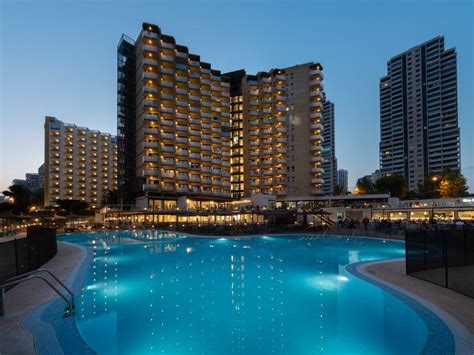 MEDPLAYA RIO PARK HOTEL • BENIDORM • 2⋆ SPAIN • RATES FROM €220