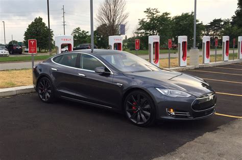 Tesla to Charge New Owners to Use Supercharger Network | Automobile Magazine