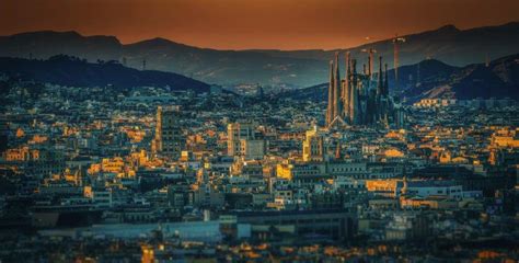 Smart City Barcelona - co stoi za jej sukcesem? Jaka czeka je przyszłość?