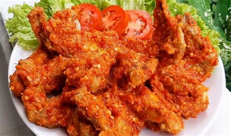 Resep Sayap Ayam Bumbu Mercon, Pedasnya Menggugah Selera