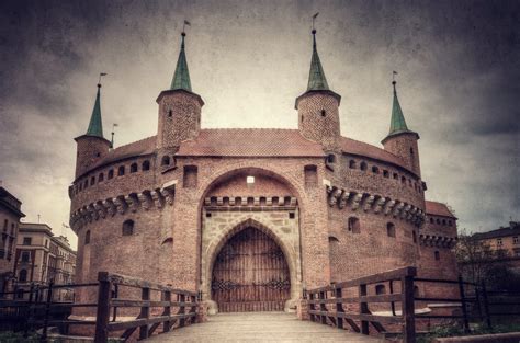 Barbican | Kraków Sightseeing | Krakow