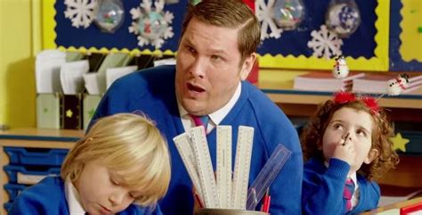 Marc Wootton aka Mr Poppy in Nativity 3 - pretending to be Marmaduke James #mrpoppy #nativity3 ...