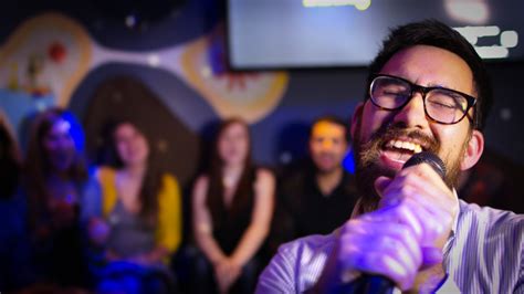 Karaoke Tips: Feel Comfortable Singing Your Heart Out | Greeblehaus