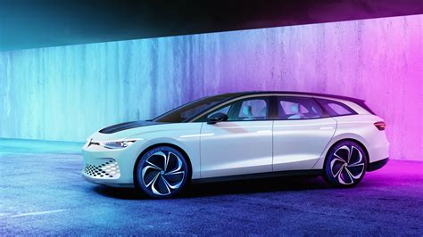 Volkswagen to expand electric car range with 'ID.6' saloon and estate models in 2023 – Car ...