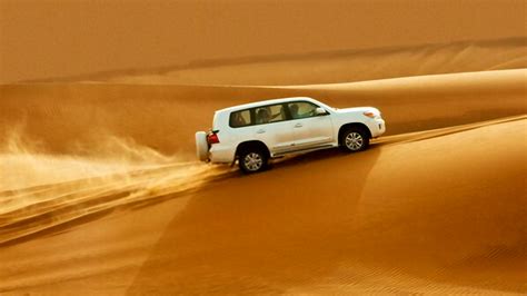 Dubai Desert Safari - A Paradise to Roam Around | UAE Central