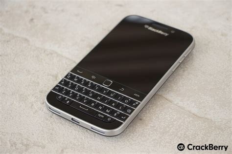 BlackBerry Classic Review! | CrackBerry