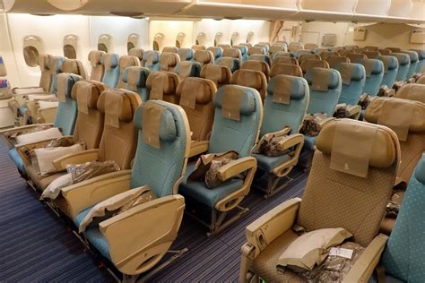 Review: Singapore Airlines A380 Business Class — SIN to JFK