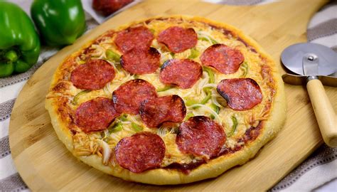 Pizza - Pepperoni (Thick Crust) | Zojirushi.com