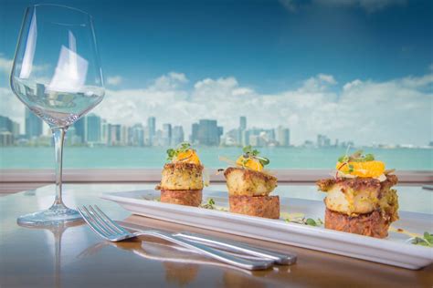 5 Best Miami Brunch Spots with a View