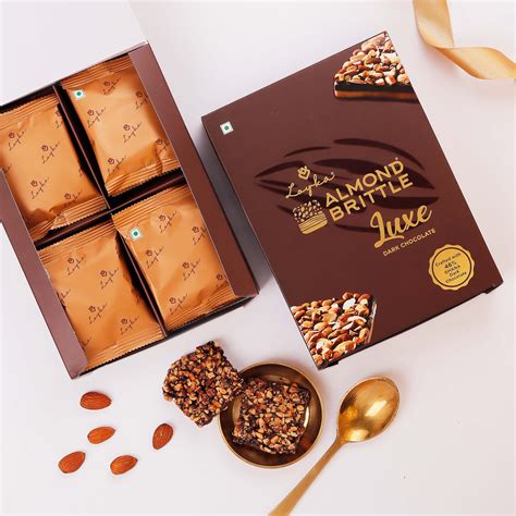 Almond Brittle Luxe 12 pcs Box (Dark Chocolate) – Loyka